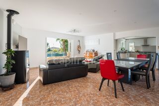 Villa � vendre 6 pi�ces 200 m�