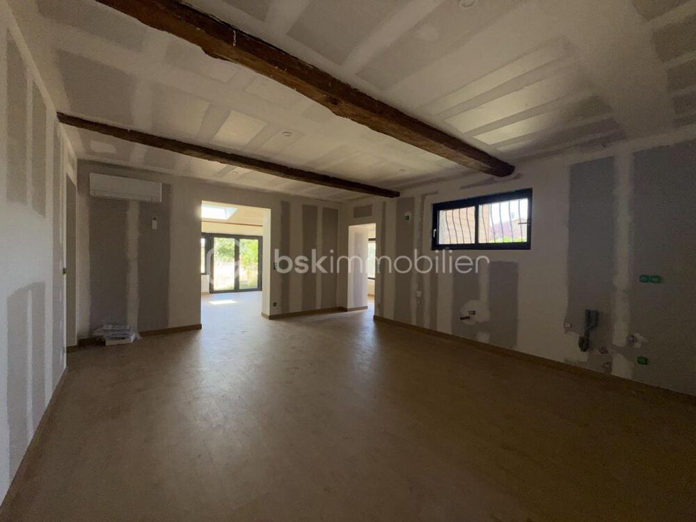Mondonville, maison T3 d'environ 85m2 de plain-pied entièrement refaite à neuf avec jardinet