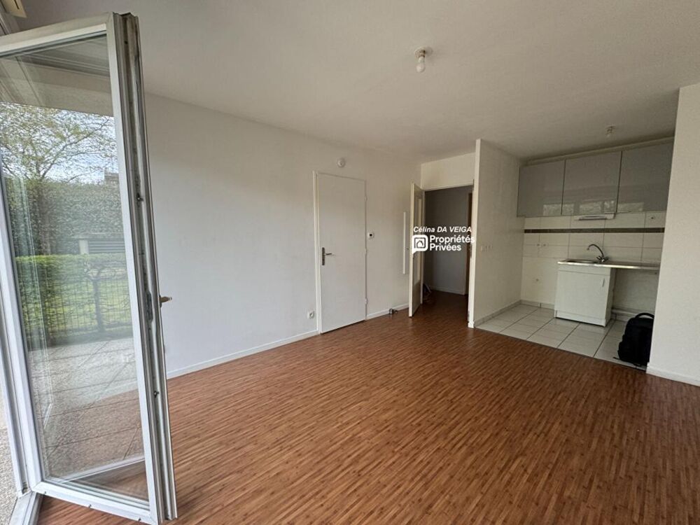 Vente Appartement Appartement T2 avec Terrasse privative et stationnement  Idéal investisseur ou résidence principale Roubaix