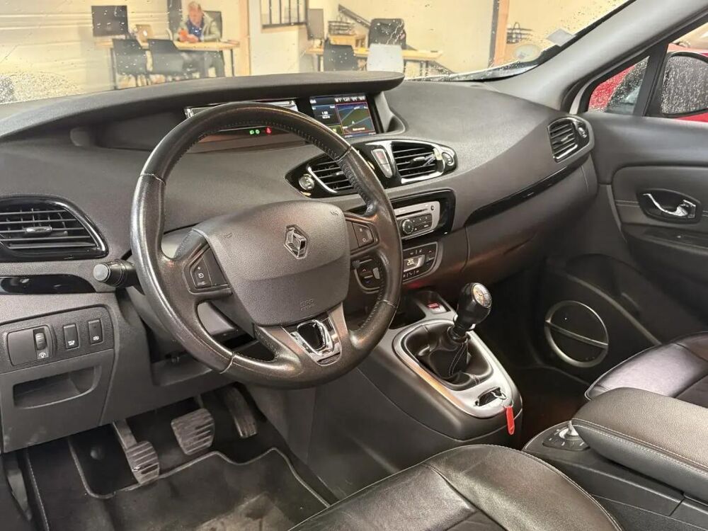 Grand scenic IV III Initiale dCi 2014 occasion 17139 Dompierre-sur-Mer