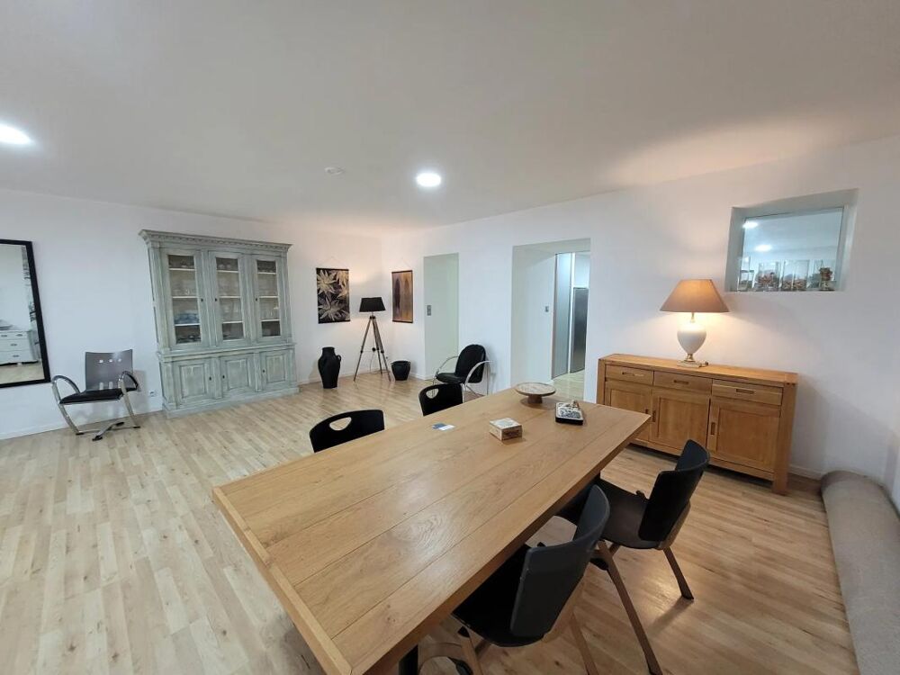 Vente Maison Maison de 5 pièces de 220 m² à Les Portes du Coglais Les portes du coglais