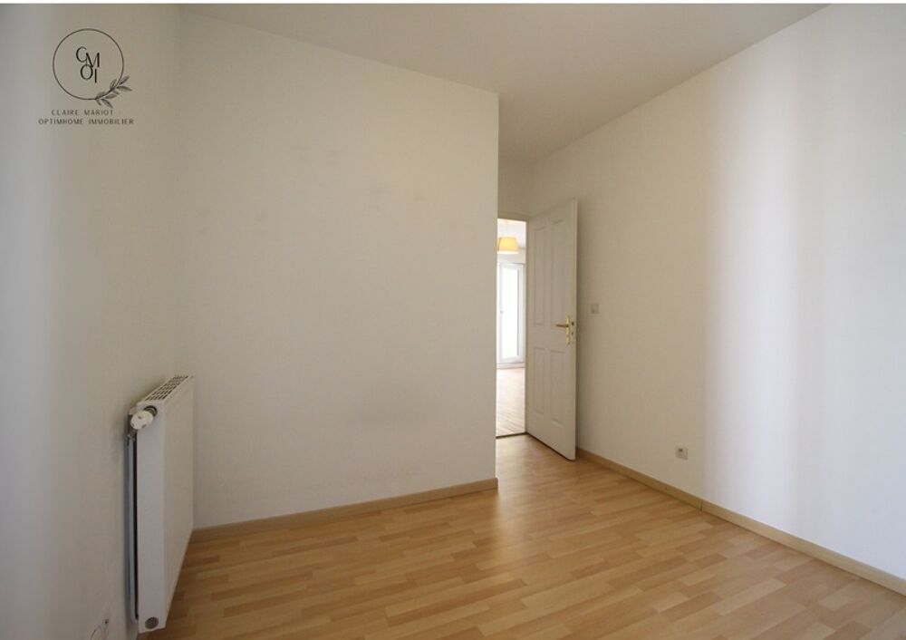 ENSEMBLE d'un appartement 3 pièces lumineux Lyon 8  62 m², 2 balcons / loggias et garage double INCLUS