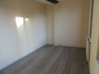  Appartement � louer 4 pi�ces 94 m�