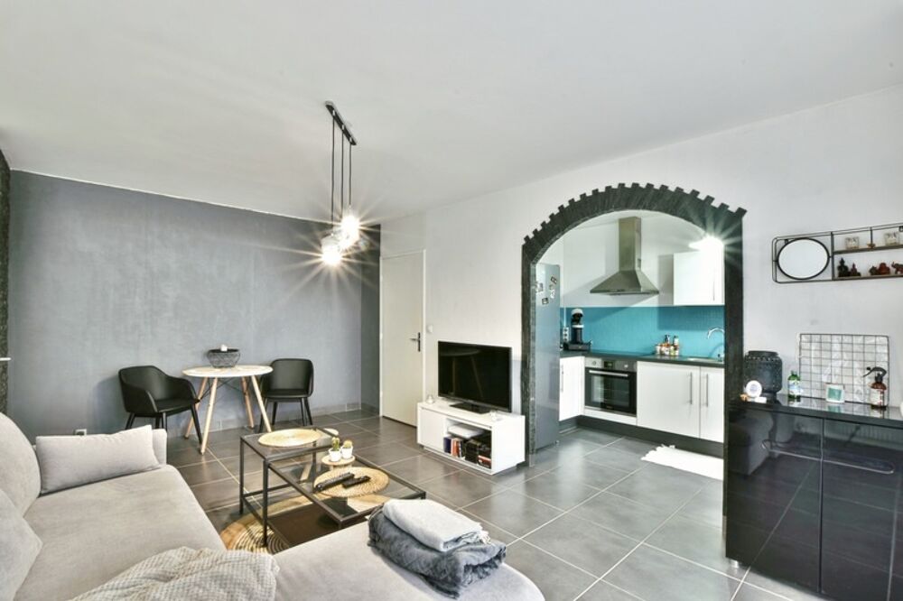 Vente Appartement Dpt Loiret (45),  vendre ORLEANS La Source - La Bolire -appartement T2 de 53,01 m - place de parking couverte Orleans