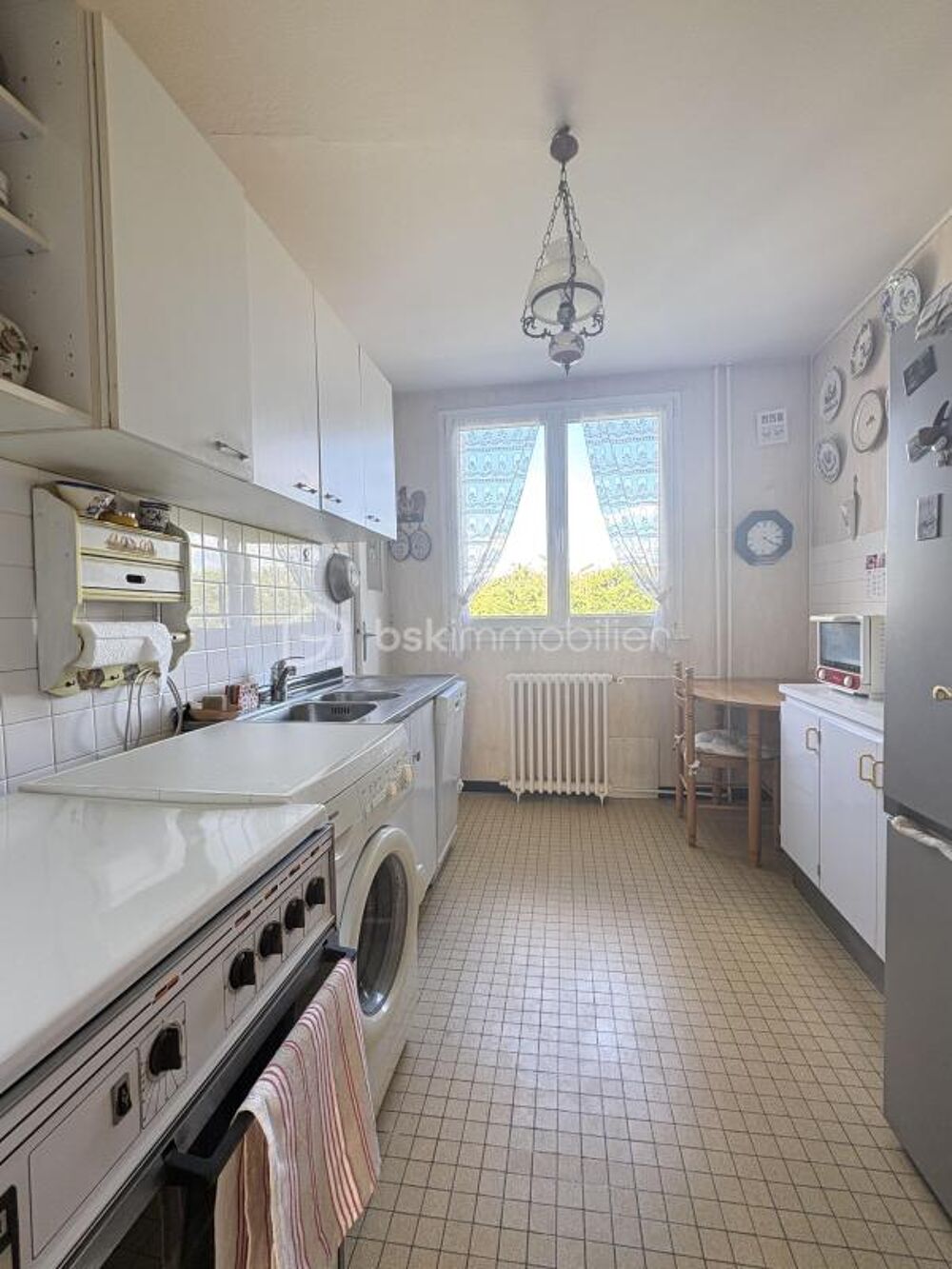 Appartement 70 m²  3 chambres  Balcon  Parking en box  Cave  Résidence sécurisée