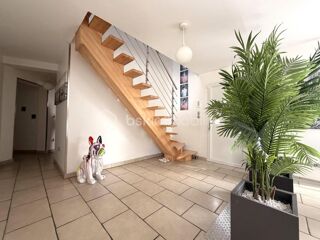  Maison � vendre 7 pi�ces 210 m�