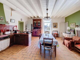  Propri�t�/ch�teau � vendre 8 pi�ces 250 m�