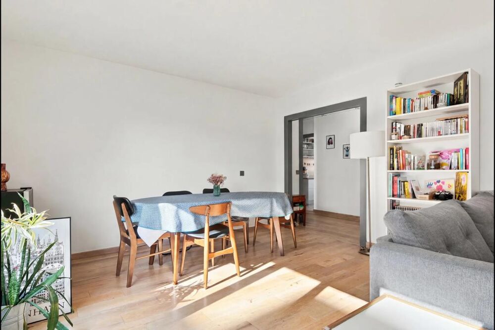 Arcueil  Superbe 3 pièces traversant de 62 m²  Balcon, parking, cave  RER B Laplace et métro ligne 4 Barbara