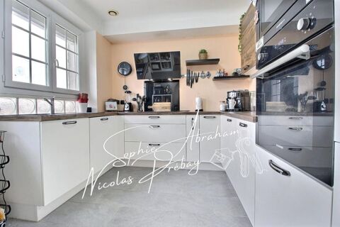   Maison avec sous-sol et terrain Maison - 5 pi�ce(s) - 92 m�