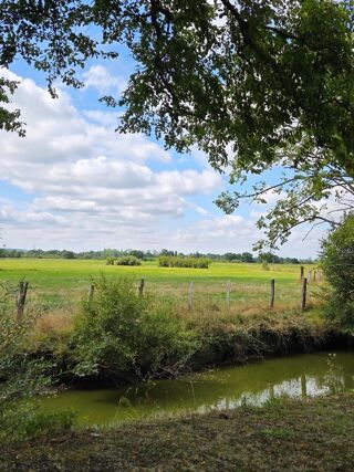  Propriété/château à vendre 7 pièces 130 m²