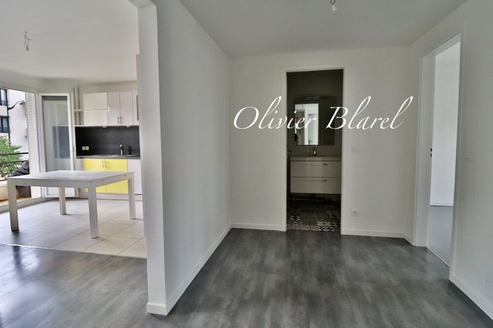A vendre Le Plessis Robinson - 69m² rénové - 2 chambres - Balcon - Box - Gare 10mn
