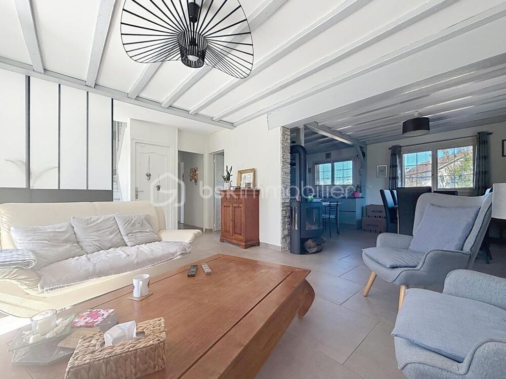 Vente Maison magnifique maison en toit de chaume a BAYEUX Bayeux