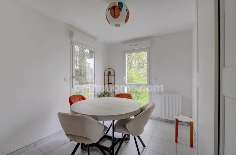 Vente Duplex/Triplex Duplex moderne en dernier étage – 3 chbres + suite parentale – 2 terrasses – Craponne centre Craponne
