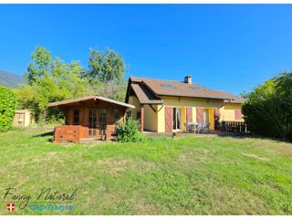  Maison à vendre 10 pièces 233 m²