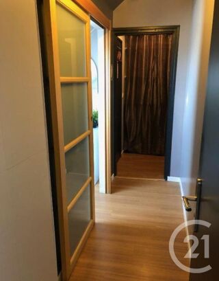  Appartement � vendre 7 pi�ces 82 m�