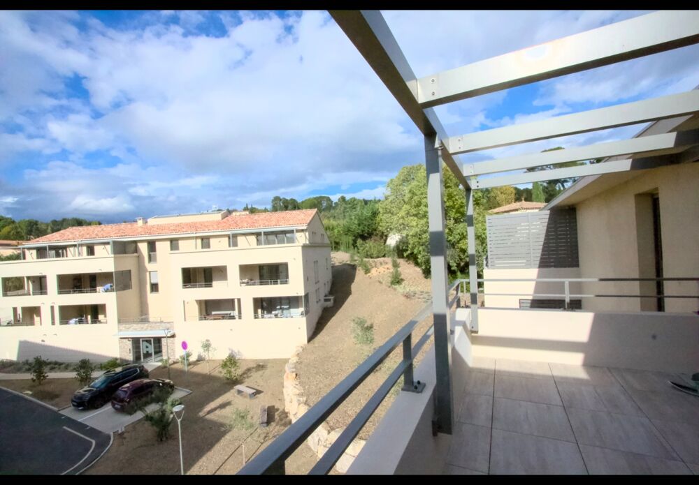 Vente Appartement Appartement à vendre 2 pièces  dernier étage terrasse ascenseur et garage AIX EN PROVENCE (13) Aix en provence
