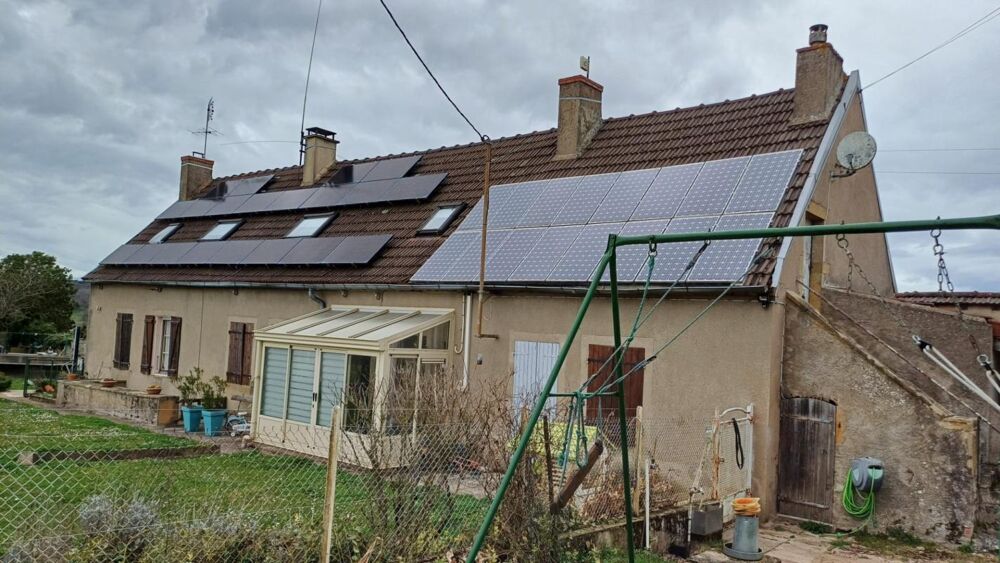 Vente Maison RARE À UXEAU (71130) – AUTHENTIQUE LONGÈRE DE 158 M² SUR TERRAIN DE 3521 M² AVEC VUE DÉGAGÉE Uxeau