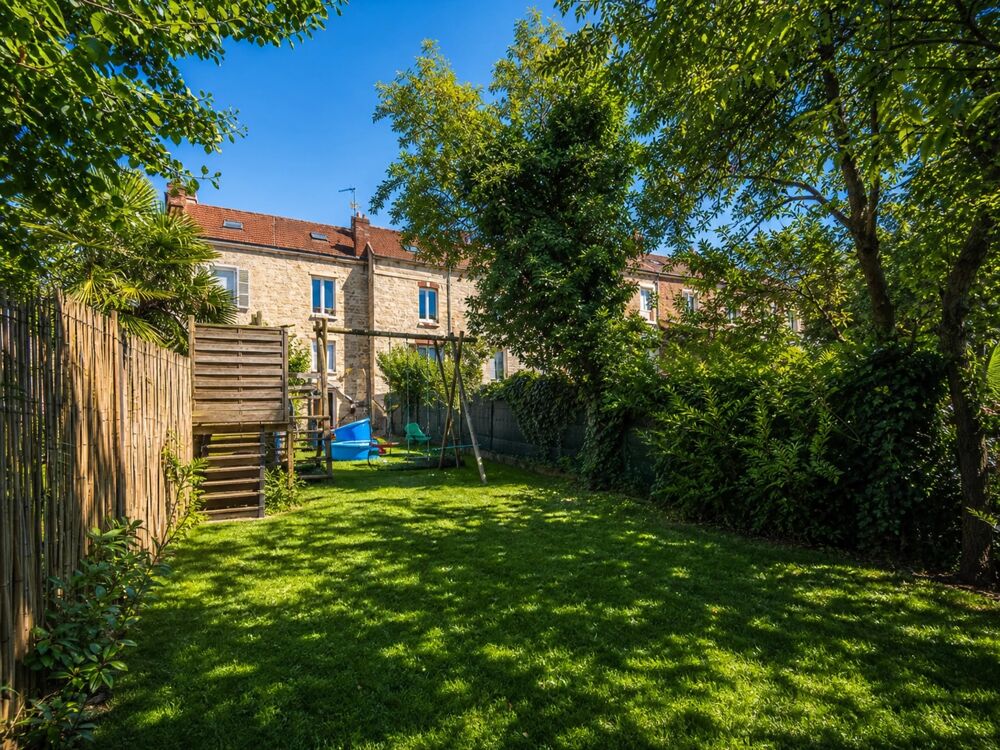 Investisseurs : Maison de charme, jardin arboré, quartier Voltaire calme et résidentiel à Creil (60)