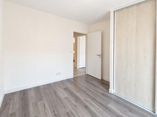  Appartement à louer 3 pièces 66 m²