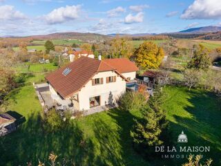  Maison � vendre 6 pi�ces 215 m�