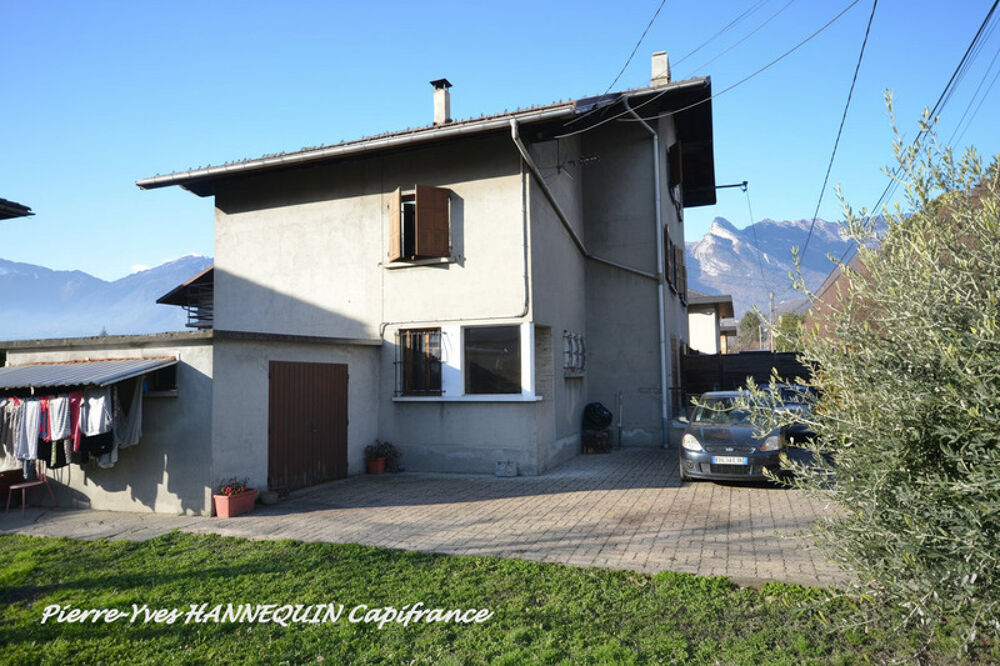Maison familiale 152 m² Terrain 600 m²  Garage