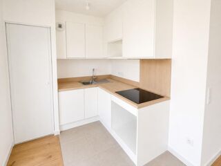  Appartement à louer 1 pièce 28 m²
