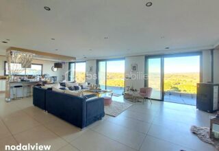  Villa  vendre 10 pices 310 m