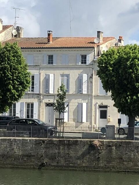  Maison � louer 5 pi�ces 160 m� Saint savinien