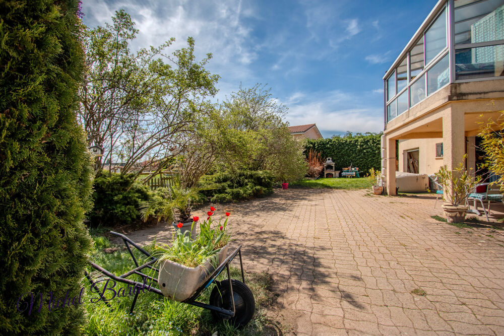 Vente Maison Maison de 78 m2 sur un sous-sol total implantée sur un terrain de 1200m2 à AVEIZE (69) Aveize