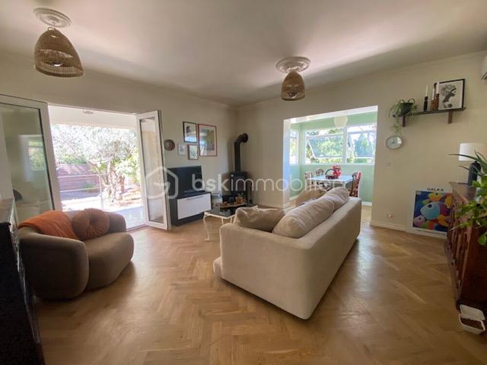 Vente Maison EXCLUSIVIT� � SECTEUR PRIS� ET CALME, � DEUX PAS DU CH�TEAU DE TOURRETTE Tourrettes