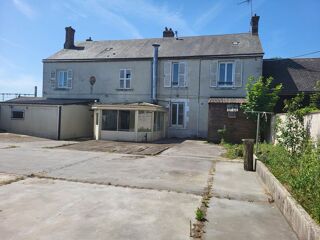  Immeuble à vendre 13 pièces 306 m²