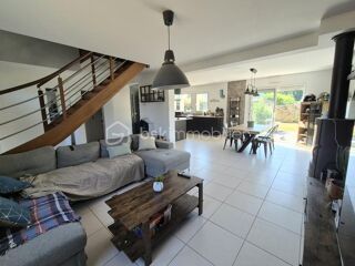  Propriété/château à vendre 5 pièces 121 m²