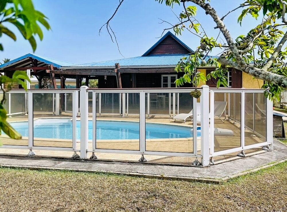 Maison à vendre 4 pièces LAMENTIN (971)