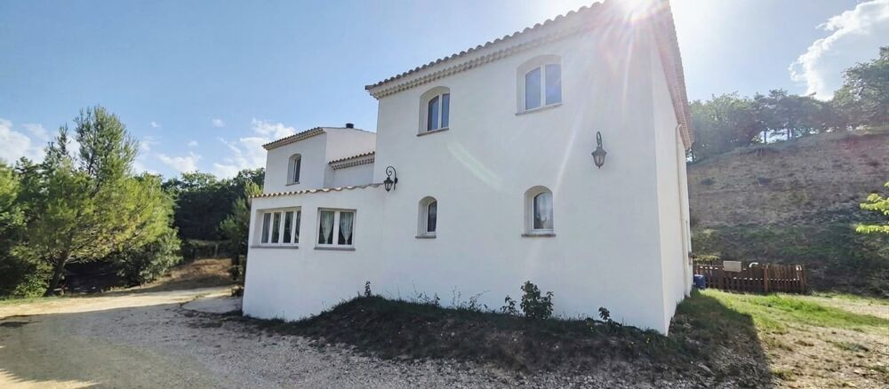 Vente Villa VISAN – PROPRIÉTÉ DE CARACTÈRE – 275 M² + APPARTEMENT INDÉPENDANT – 2,6 HA – PISCINE – VUE EXCEPTIONNELLE Visan
