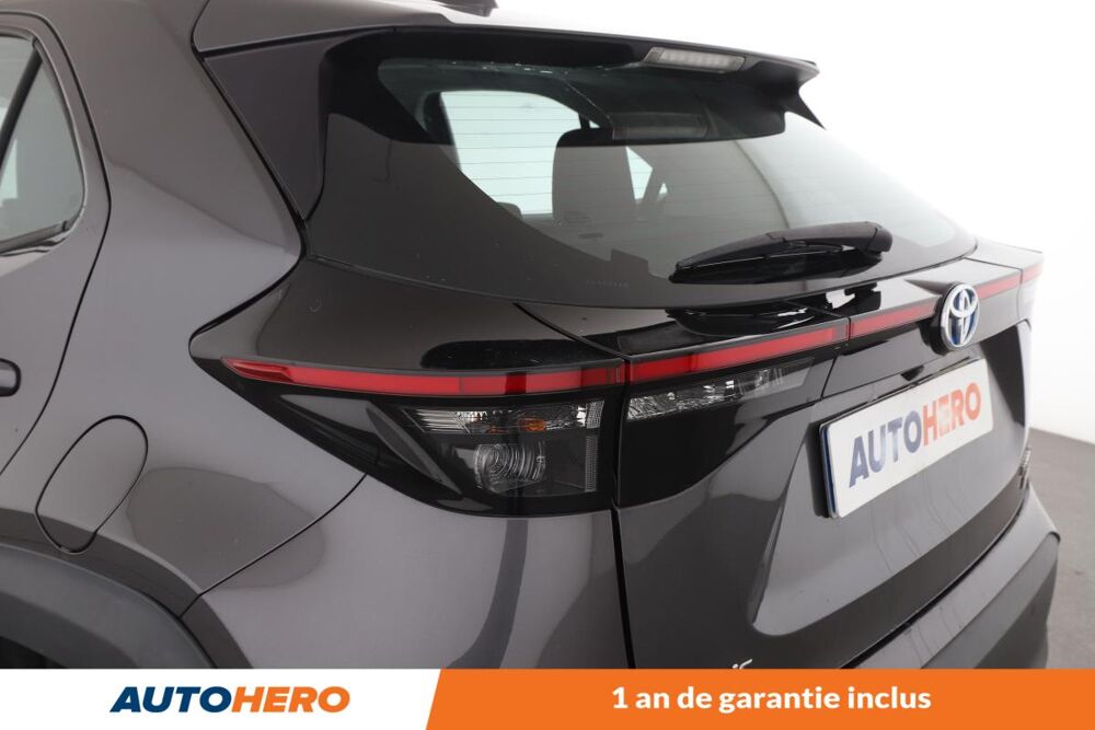 Yaris Cross 1.5 Hybride AWD-i Dynamic Business 116H 2022 occasion 92130 Issy-les-Moulineaux