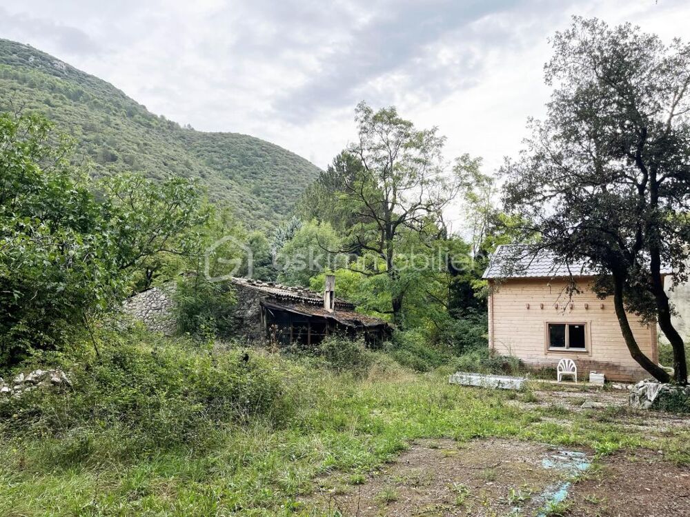 Vente Terrain SAINT-LÉGER-DU-VENTOUX – 3 799 m² avec ancienne bâtisse, source et dépendance – 60 000 € HAI Saint leger du ventoux
