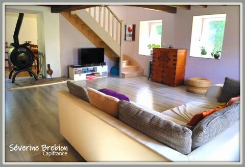   ? Maison en pierre de 166 m� avec ancien moulin et terrain de 1,8 hectare � Saint-R�my-sur-Durolle Maison - 6 pi�ce(s) - 166 m�