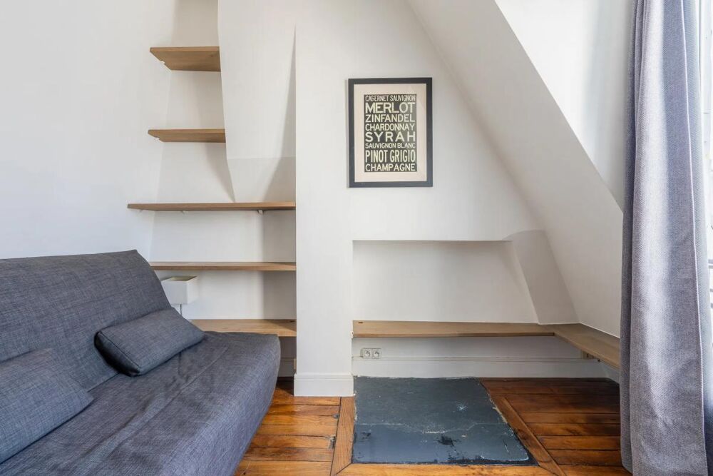 Vente Appartement PARIS 10e - 2 pièces de 17 m² en dernier étage Paris 10