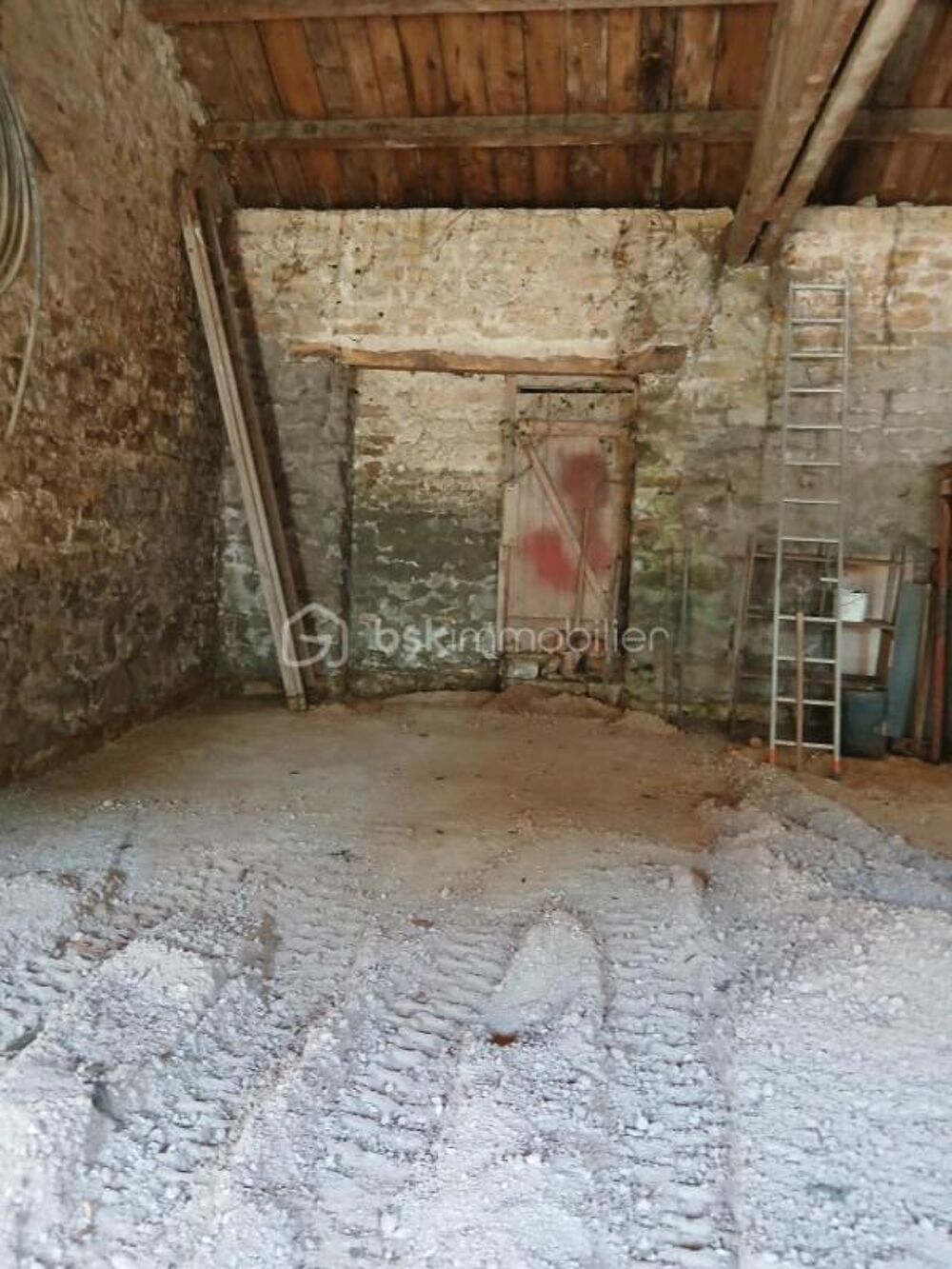 Grange à rénover à Bourbonne-les-Bains (52400)