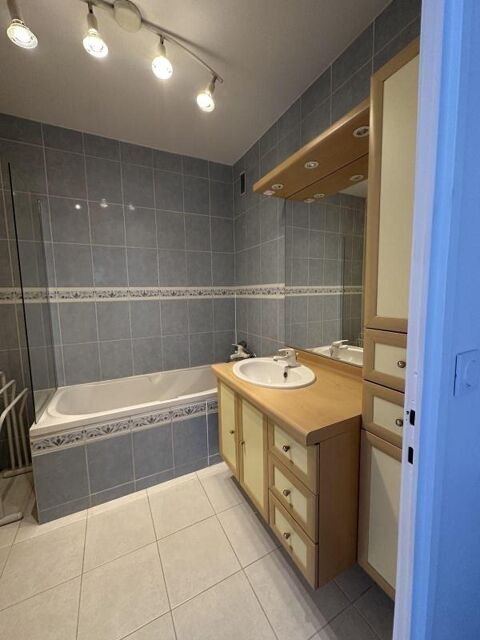  Appartement  louer 5 pices 90 m