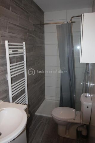  Appartement à louer 1 pièce 25 m²