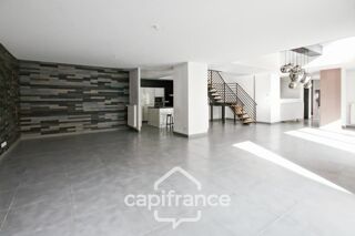  Maison � vendre 6 pi�ces 230 m�