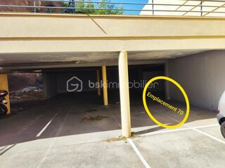  Parking / Garage � vendre 