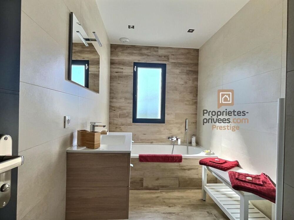 � vendre  Maison Montauroux (83440)