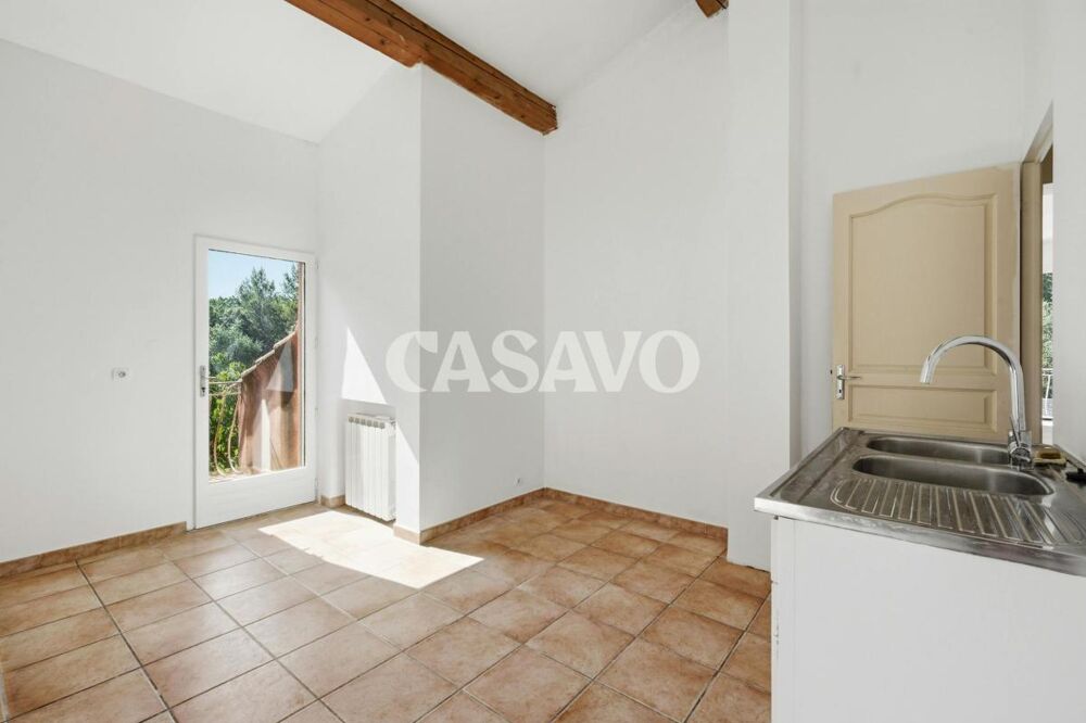 à vendre  Propriété/château Saint-Cannat (13760)