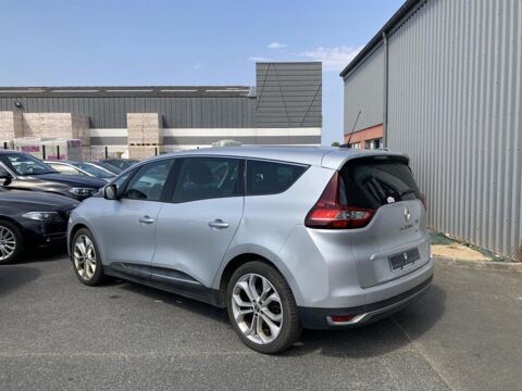 Grand scenic IV 7 PLACES - 1.7 BluedCi 120 CH SUIVI RENAULT 2020 occasion 14650 Carpiquet