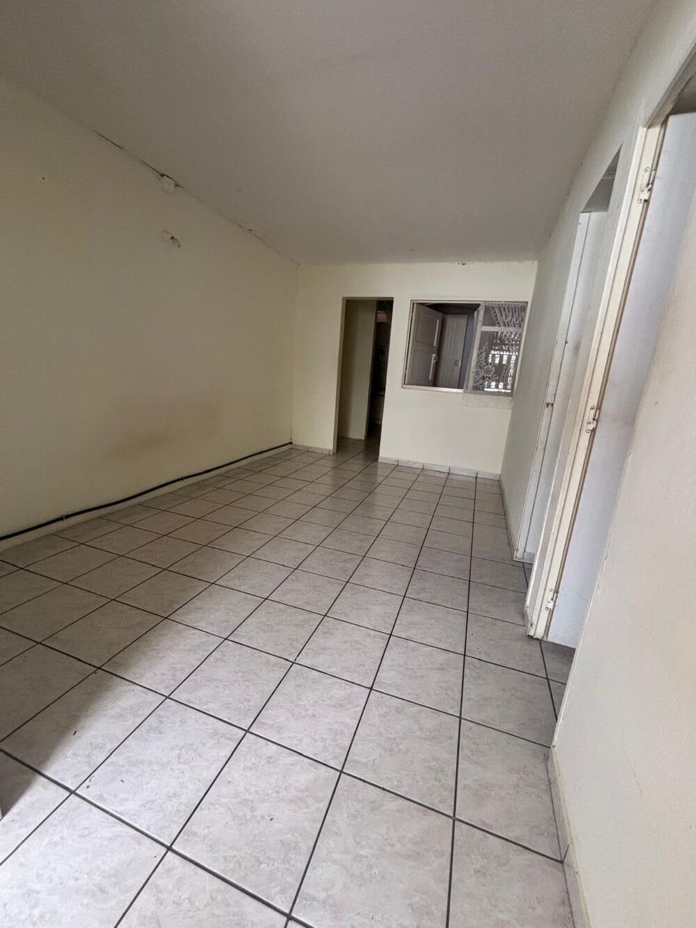 Vente Maison Maison à vendre 3 pièces SAINT DENIS (974) Saint denis