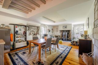  Propri�t�/ch�teau � vendre 9 pi�ces 293 m�