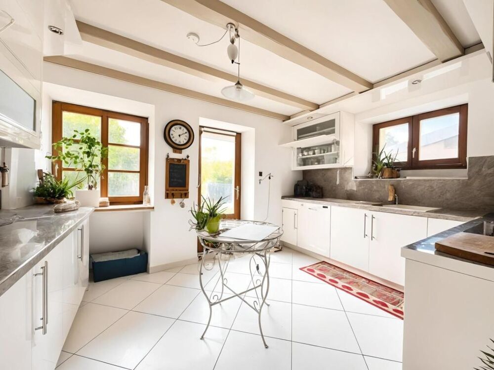 Vente Maison Maison mitoyenne de 168 m² avec dépendance de 180 m² Arthaz pont notre dame