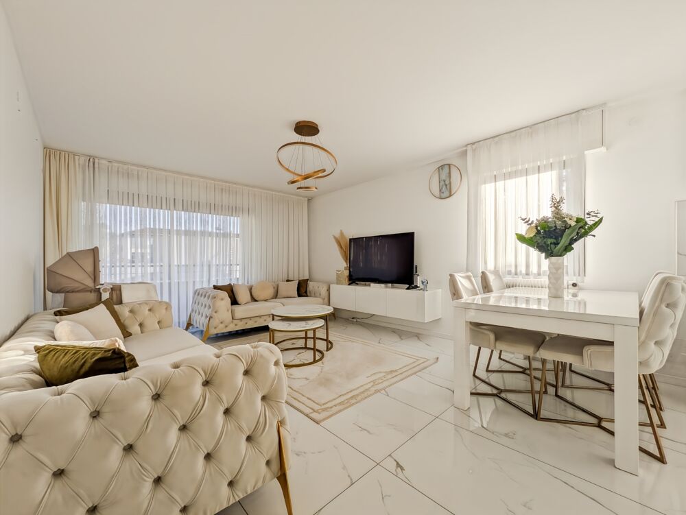 Dpt Haute Savoie (74), à vendre THONON-LES-BAINS - Lumineux T3 de 63m² avec double balcon  Secteur très recherché